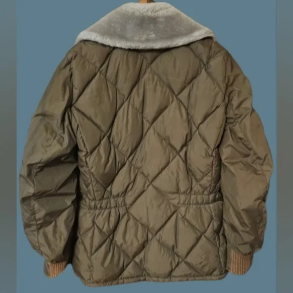 Tempco Goose Down Insulated Puffer Jacket with a faux fur collar.